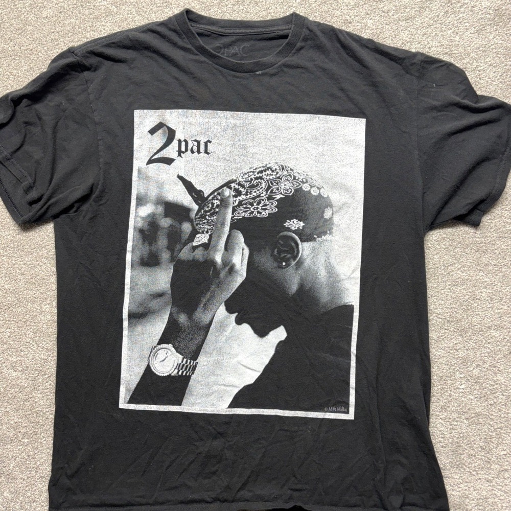 2Pac Tupac Shakur Mike Miller Graphic T-Shirt Black Mens Large Middle Finger Tee